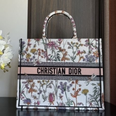 Christian Dior Shopping Bags